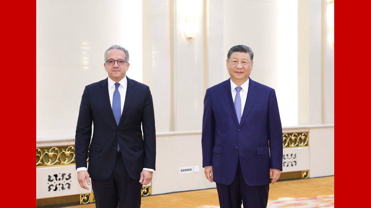 习近平会见联合国教科文组织总干事阿纳尼