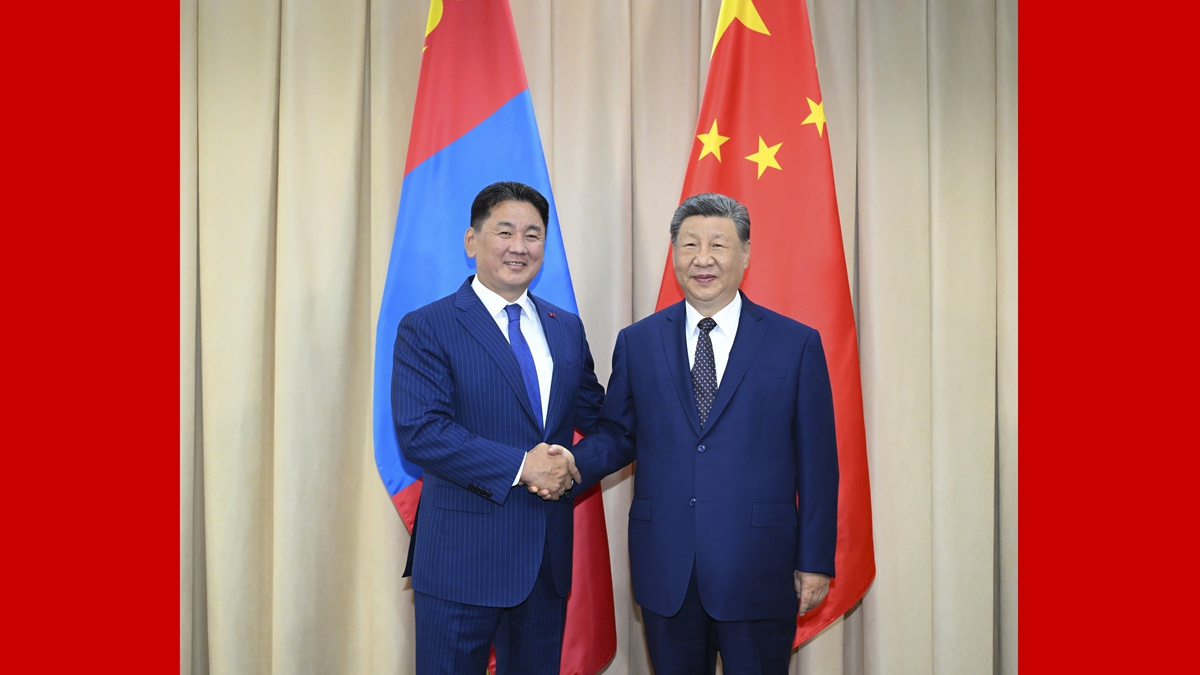 习近平会见蒙古国总统呼日勒苏赫 